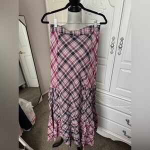 NATURAL LIFE Plaid A-Line Skirt in Red and Blue